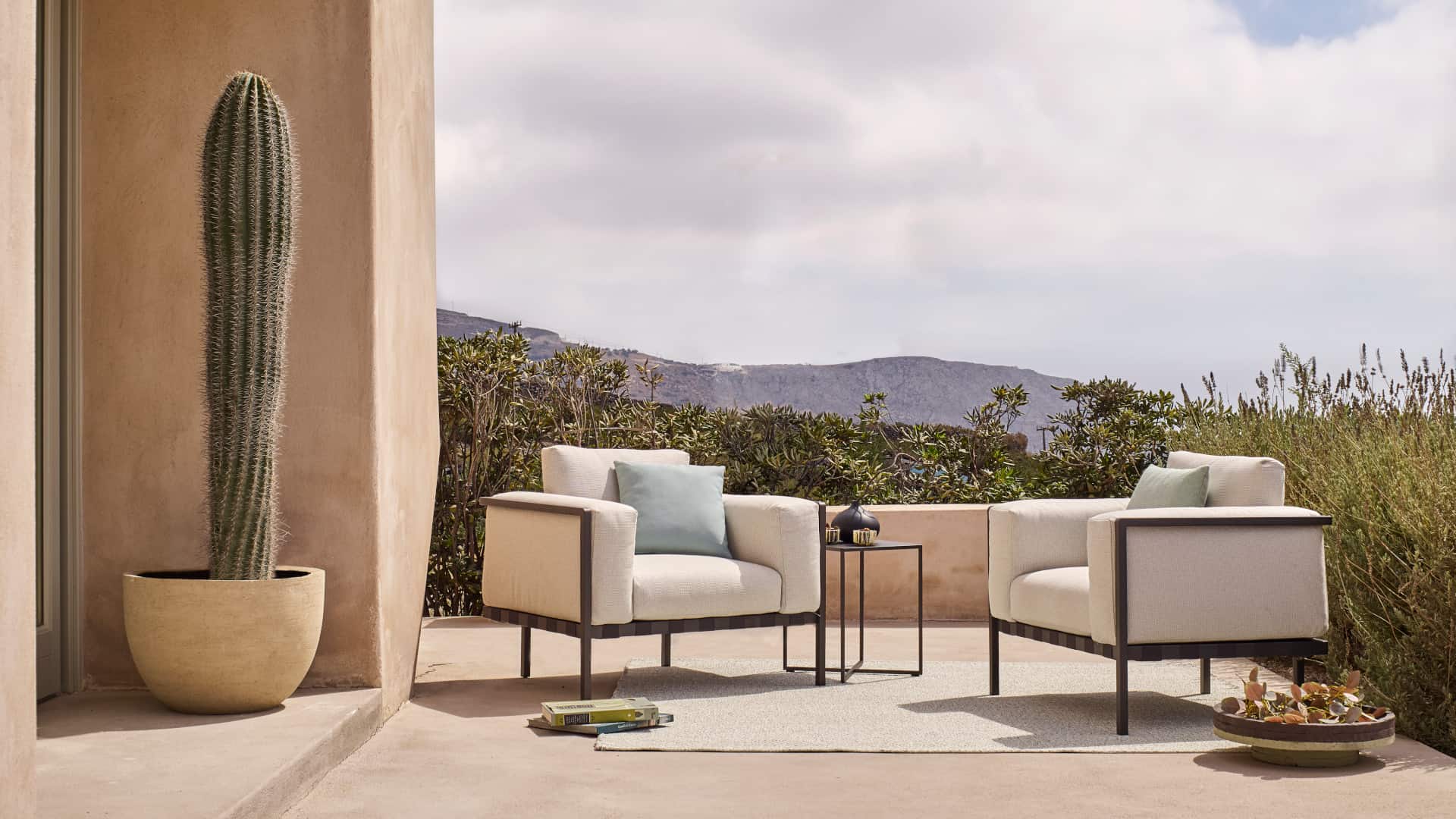 Tribù highend buitenmeubilair van wereldtop Dacks