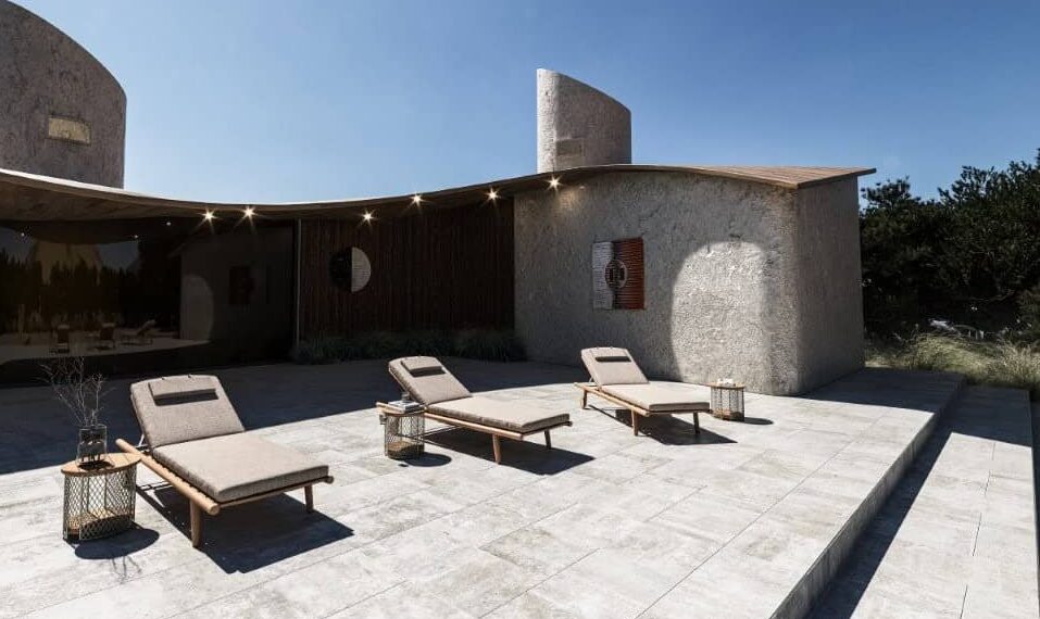 Traditional Teak Dacks