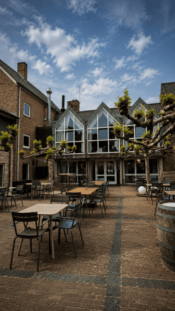 Hotel Blooming Dacks